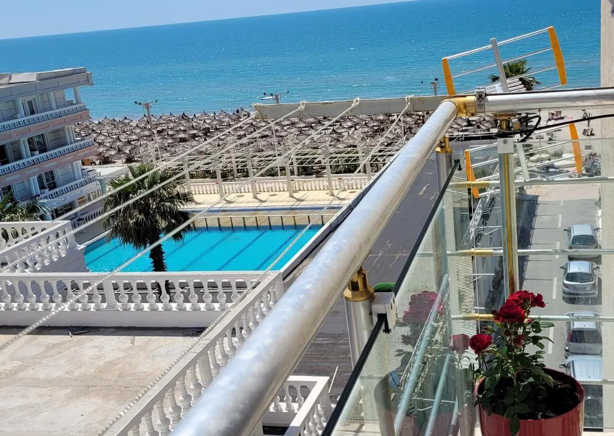 Sea View New Apartment Durres 0*,